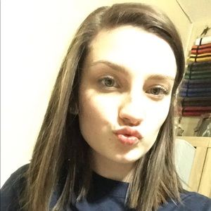 Meet your Posher, Avery